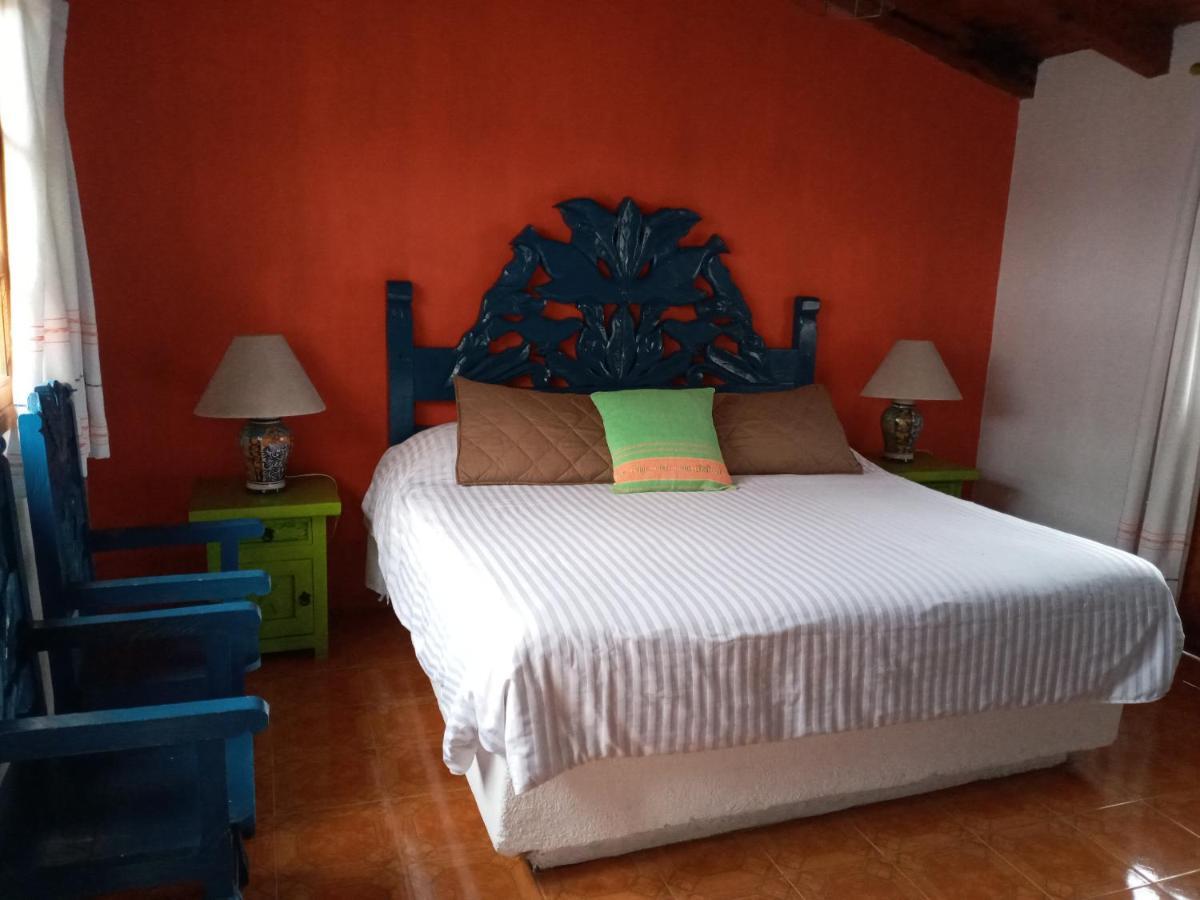 Las Margaritas Hotel Posada Тапалпа Екстериор снимка